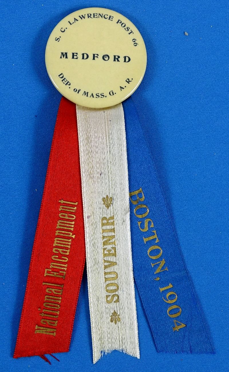 1904 GAR Medford Massachusetts Post 66 National Encampment Souvenir Badge