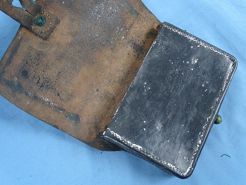 Civil War Pistol Cartridge Pouch — image 4