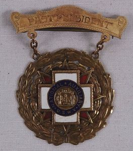 United Spanish War Veterans Auxiliary Past President Badge