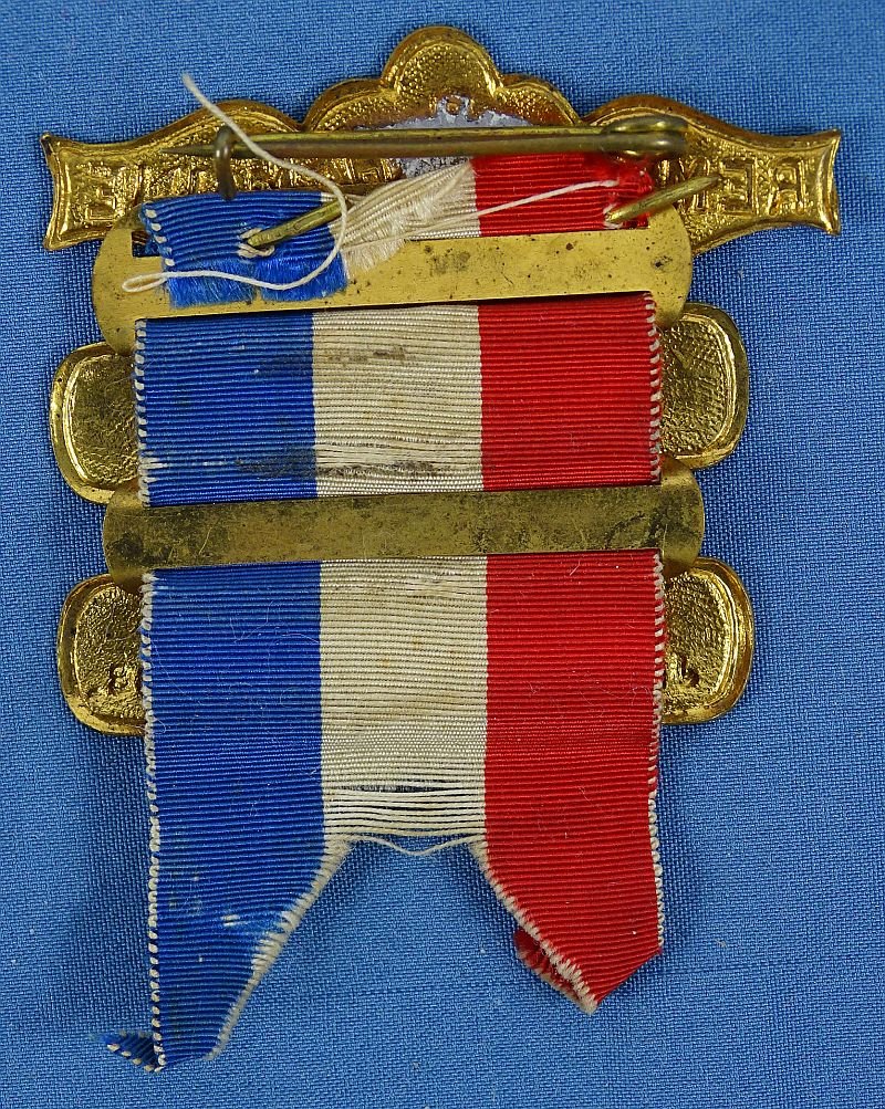 Spanish American War Veteran Badge with 'Manila' and 'Santiago' Bars — image 2