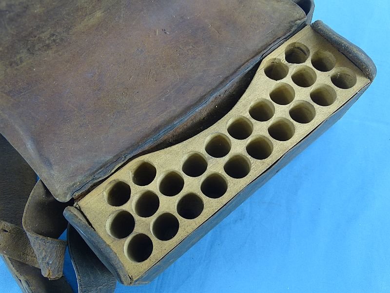 US Federal Period Belly Cartridge Box With Belt — image 3