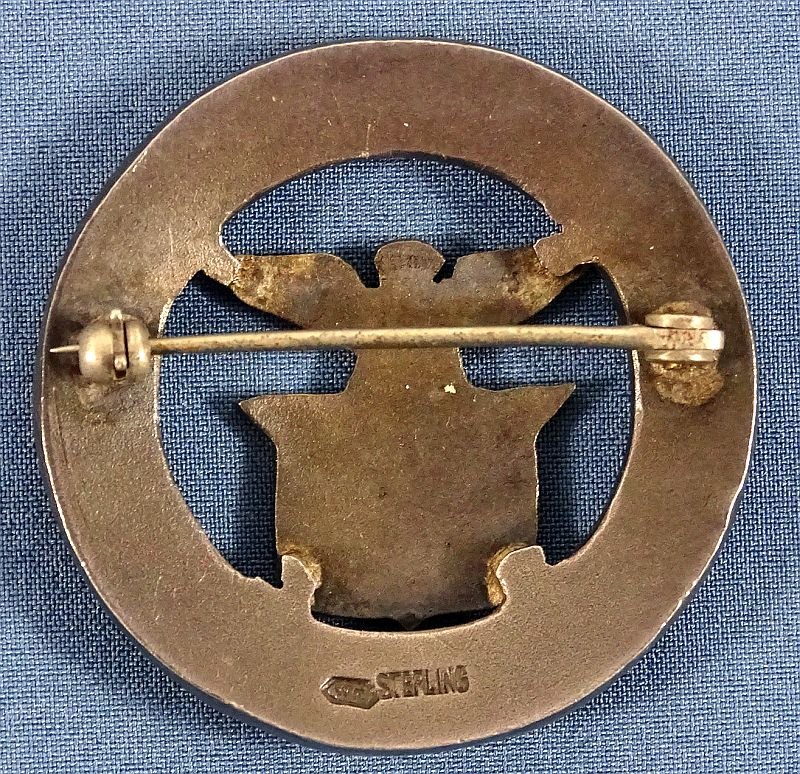 Sterling B.A.I. Bank Administration Institute Director Badge — image 2