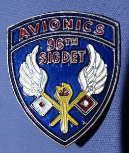 96th Signal Detachment Avionics Beercan Crest/DI