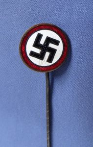 Early NSDAP Enamel Swastika Stickpin