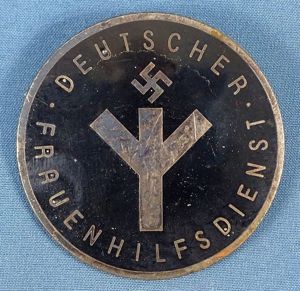 Deutscher Frauenhilfsdienst Member Badge