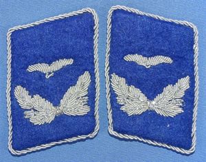 Pair of Luftwaffe Leutnant of Medical Collar Tabs
