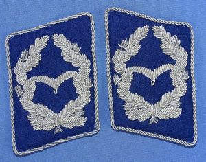 Pair of Luftwaffe Medical Major Collar Tabs