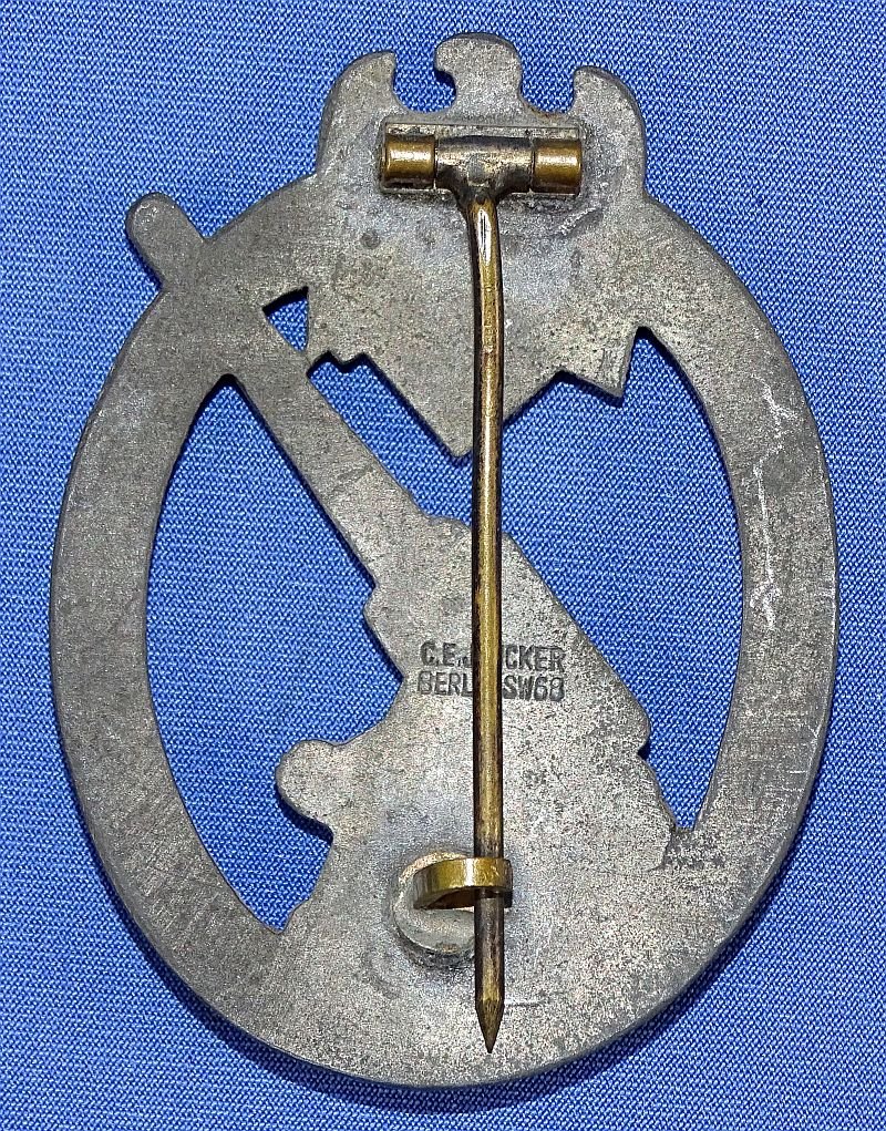 German Army Flak Artillery Badge by C.E. Junker — image 2