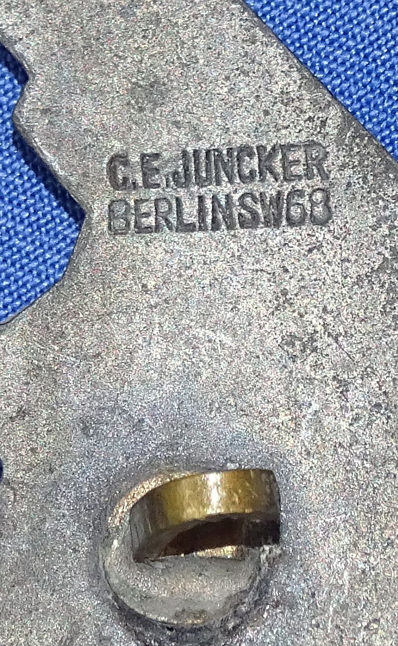 German Army Flak Artillery Badge by C.E. Junker — image 5