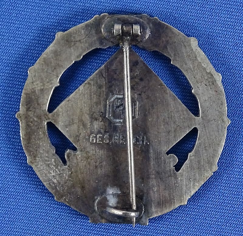 SS Marksmanship Badge — image 2