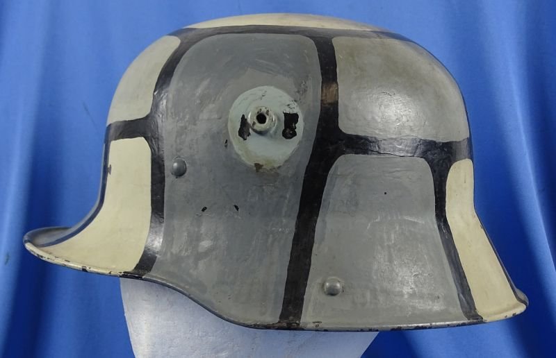 Camouflage M16 Combat Helmet / US Vet Decorated — image 5