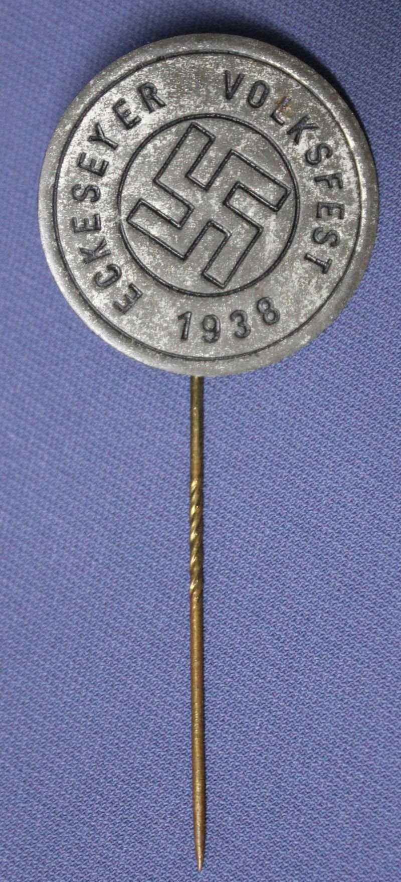 Eckeseyer Volksfest 1938 Stick Pin / Tinnie — image 3