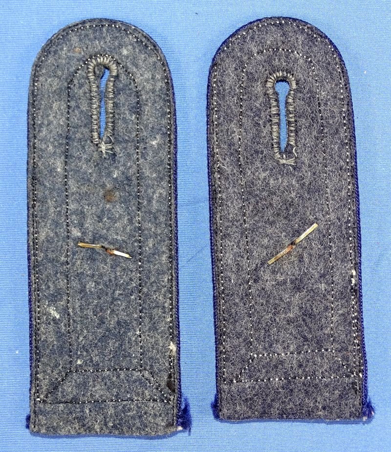 Luftwaffe Medical Feldwebel Sew In Shoulder Strap Set — image 2