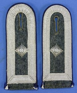Luftwaffe Medical Feldwebel Sew In Shoulder Strap Set