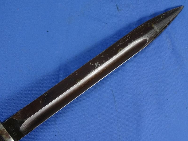1941 Dated K98 Combat Bayonet by Josua Corts in Gebruder Heller Scabbard — image 4