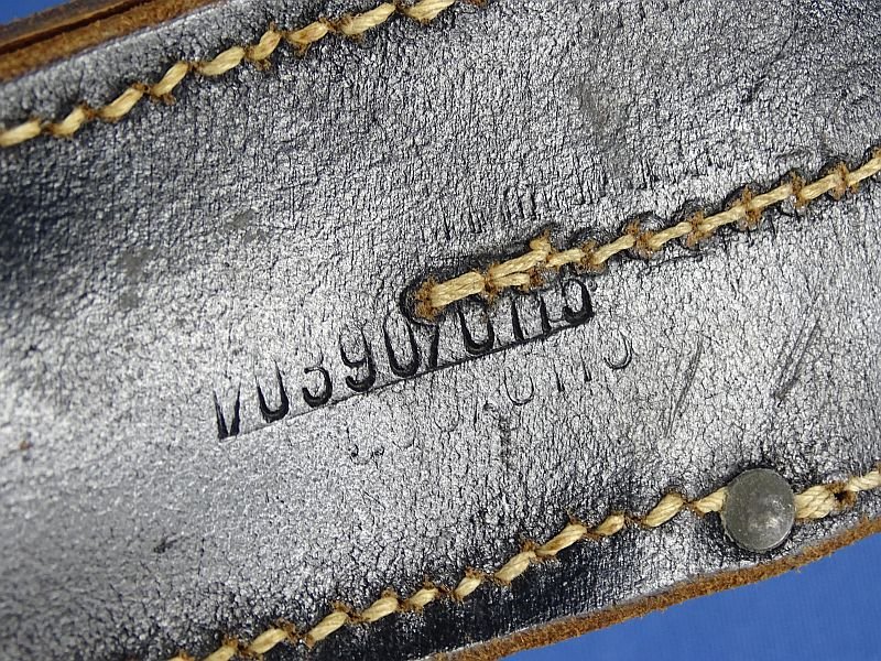 WWII K98 Combat Bayonet by Gebruder Heller with Frog — image 10