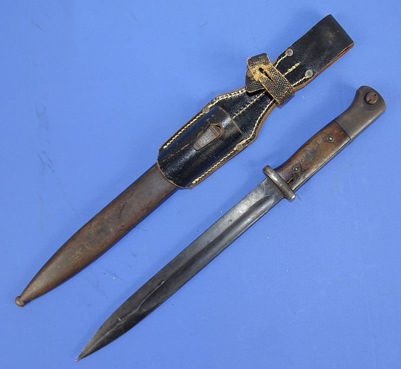 WWII K98 Combat Bayonet by Gebruder Heller with Frog — image 2