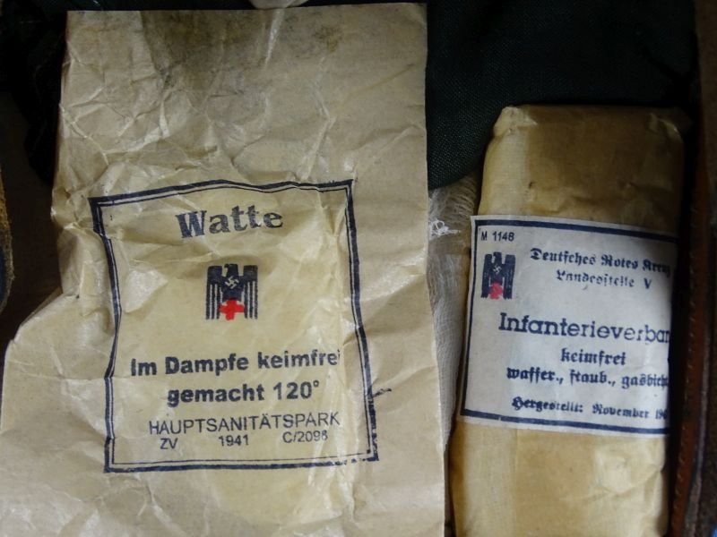 WWII German Red Cross Mounted Personnel Medical Pouch with Contents — image 2