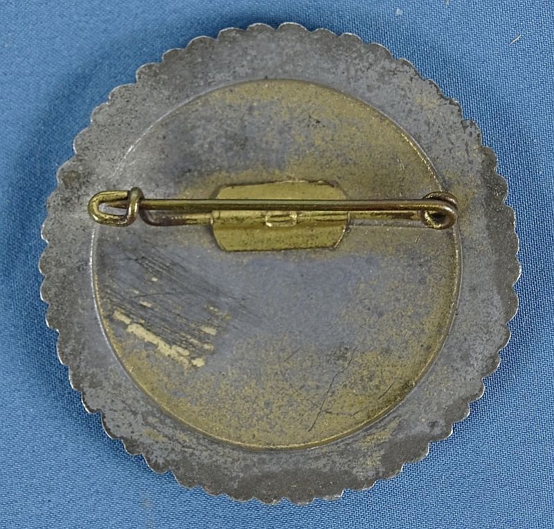1944 Tirol Pistol Marksmanship Competition Badge — image 2
