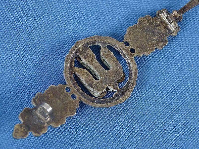 Luftwaffe Dive Bomber Squadron Clasp in Silver Tombac — image 3