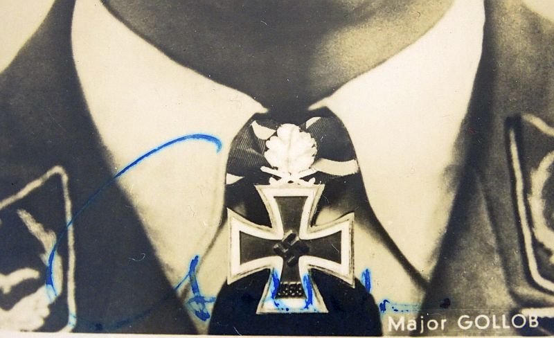 Signed Photo Postcard of Luftwaffe Fighter Pilot Gordon Gollob, Recipient of the Knight's Cross with Oak Leaves, Swords and Diamonds — image 2