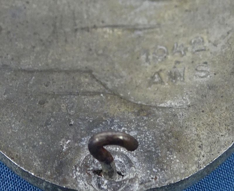 Uncommon German Army / Waffen SS Panzer Assault Badge in Silver by Arno Wallpach — image 5