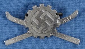 1936-1937 DAF Ski Lehrgang (Labor Front Ski Course) Tinnie