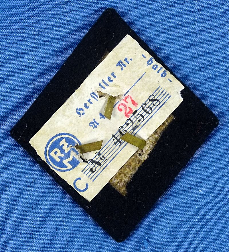 DAF Labor Front Sleeve Diamond with RZM Tag — image 2