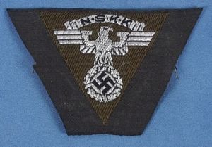 Second Pattern NSKK Cap Insignia