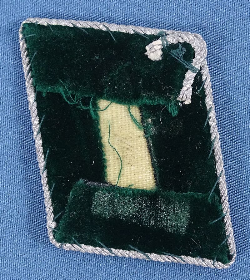 Single State Forestry Service Reviertorester Auberplanmbig Collar Tab — image 2