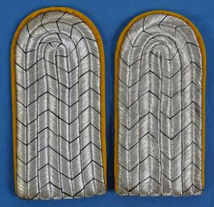 Pair of Imperial German Leutnant Slip On Shoulder Boards
