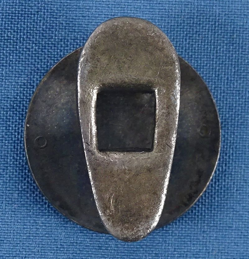 Deutscher Turnerverband Lapel Buttonhole Member Badge in Silver — image 2