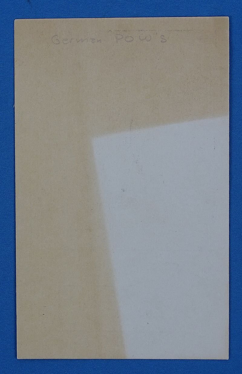 Wartime Christmas Postcard for Use by German Prisoners of War — image 2