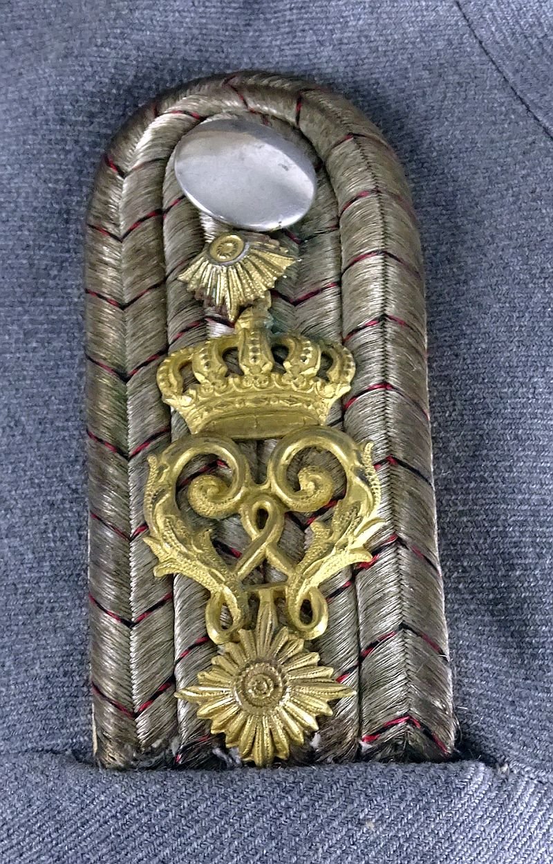 Imperial German Tunic of a Hauptmann of Infantry Regiment 124 (6.Wurttembergisches) 'Kaiser Wilhelm I' — image 7