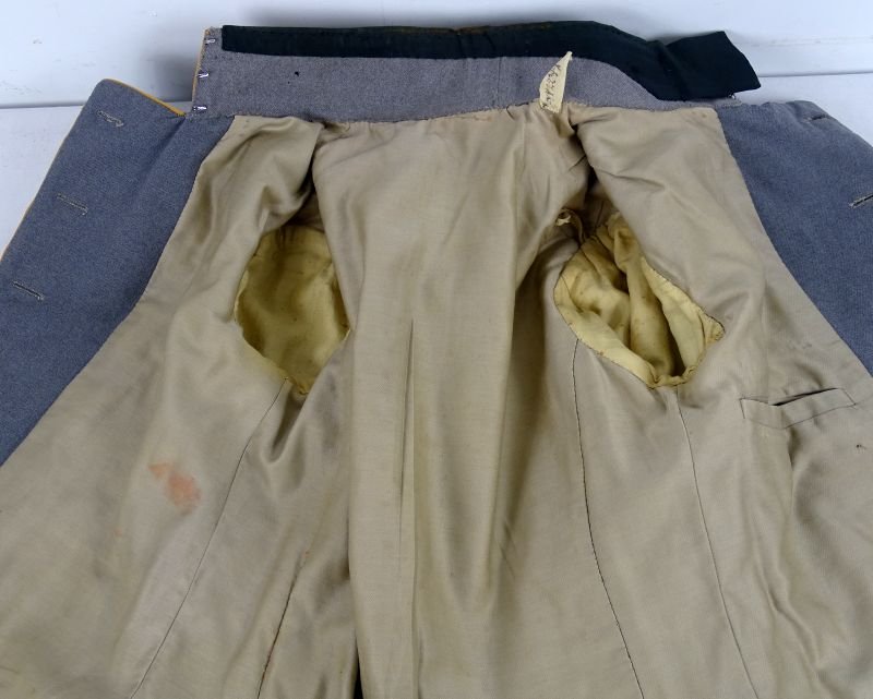 Imperial German Tunic of a Hauptmann of Infantry Regiment 124 (6.Wurttembergisches) 'Kaiser Wilhelm I' — image 8