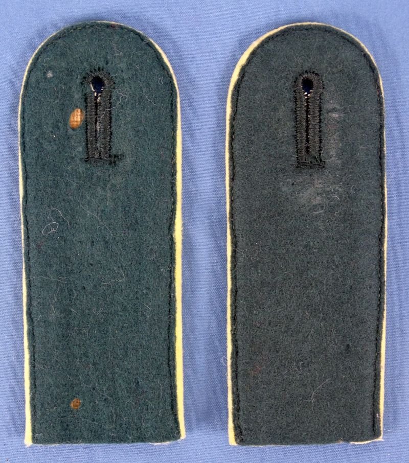 Pair of German Army 57th Signals Unit (Nachrichten-Abteilung) Enlisted Sew In Shoulder Straps — image 2