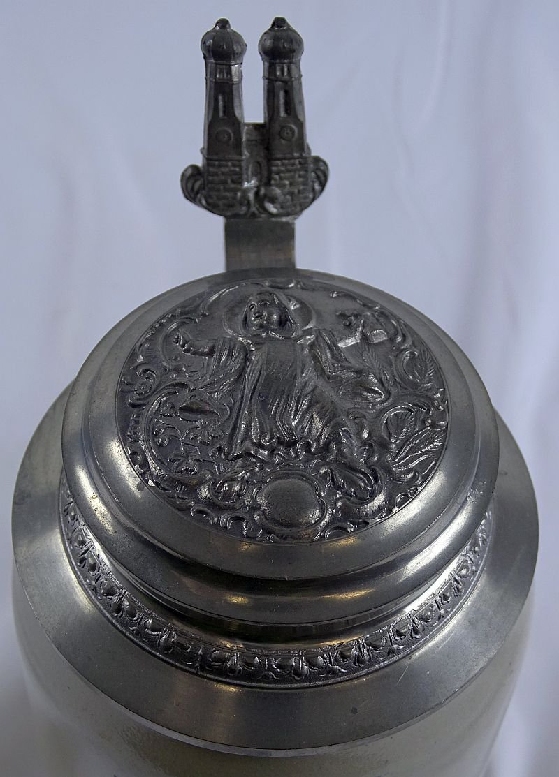 1925 Bavarian 1st Schweres Reiter-Regiment Cavalry Commemorative Stein — image 4