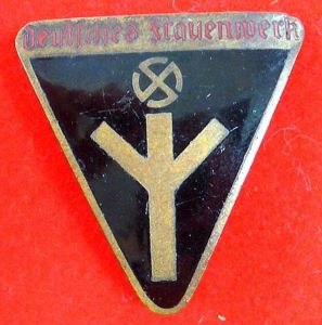 Small Enamel NS Frauenwerk Badge RZM M1/127