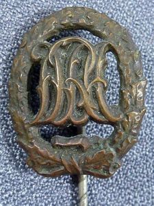 DRA Sport Association Badge in Bronze Stickpin