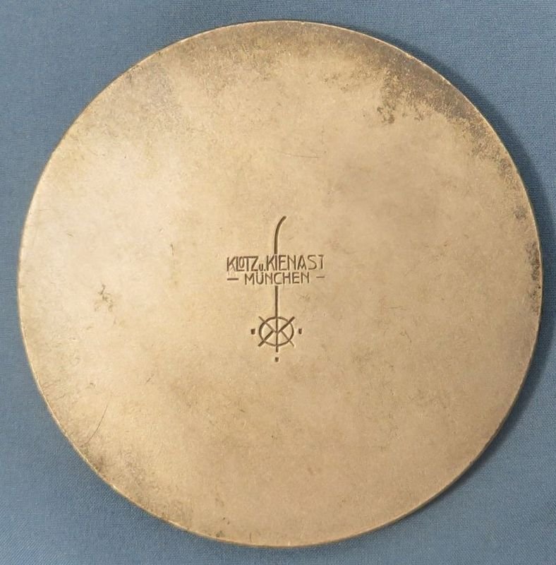 German ADAC Bergrekord In Freiburg 1/B 1932 Table Medal — image 2
