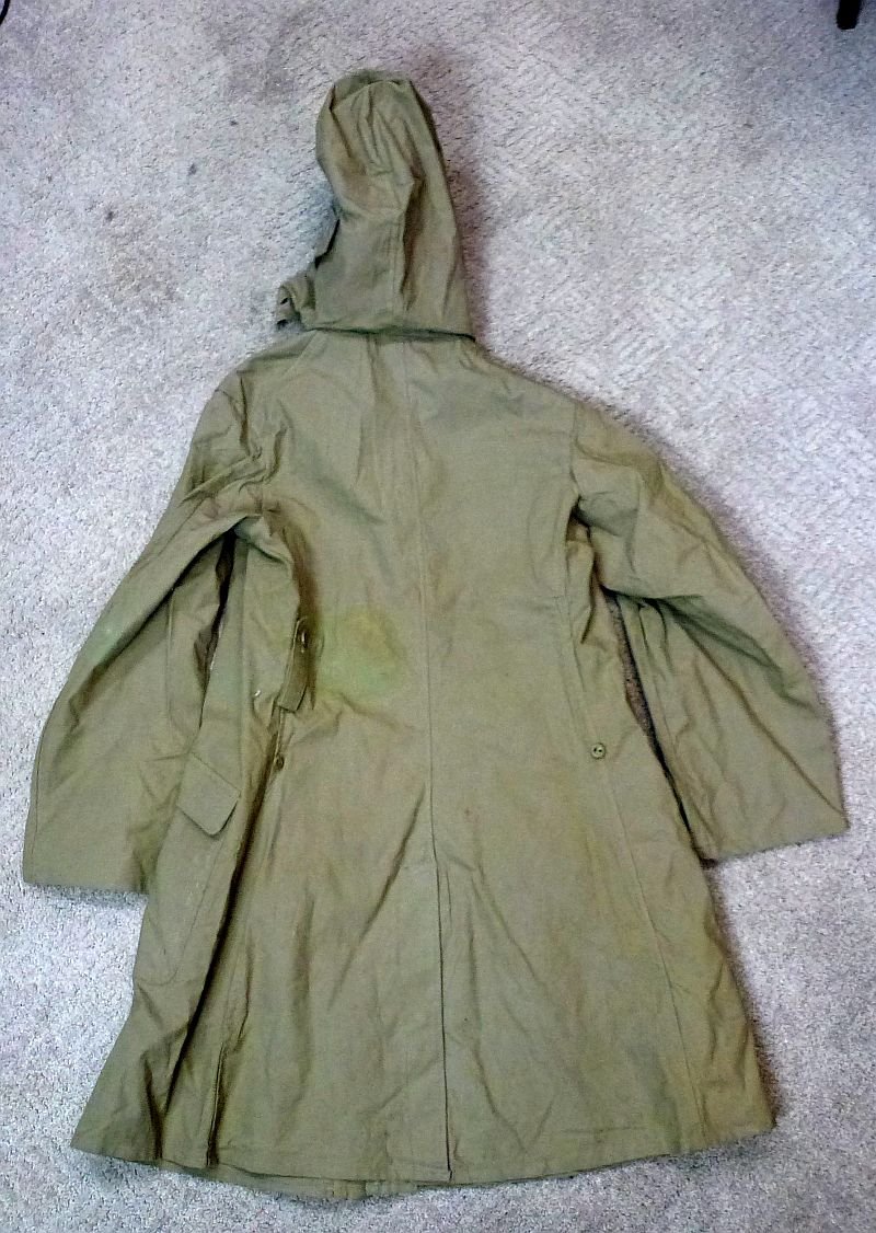 WWII Japanese Army EM/NCO Hooded Raincoat — image 3