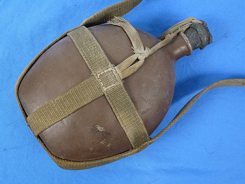 Late War Japanese Army EM/NCO Canteen with Rubber Stopper — image 2