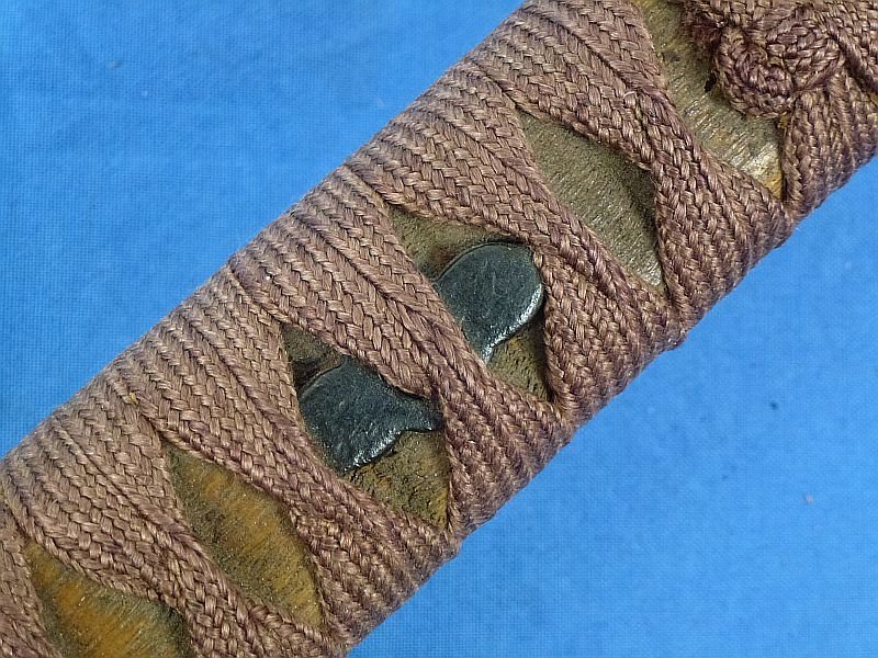 WWII Japanese Late War Type 95 NCO Sword with Wooden Scabbard — image 9