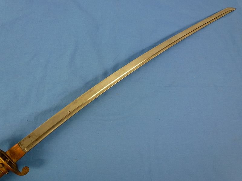 Meiji Period Japanese Kyu Gunto Sword with Family Mons Crest — image 5
