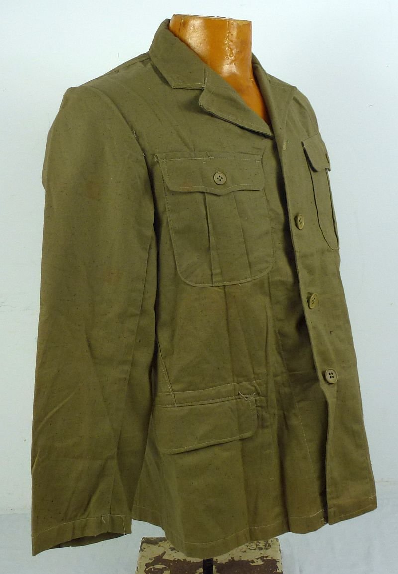 Near Mint Unissued WWII Japanese Navy EM/NCO Four Pocket Tunic — image 4