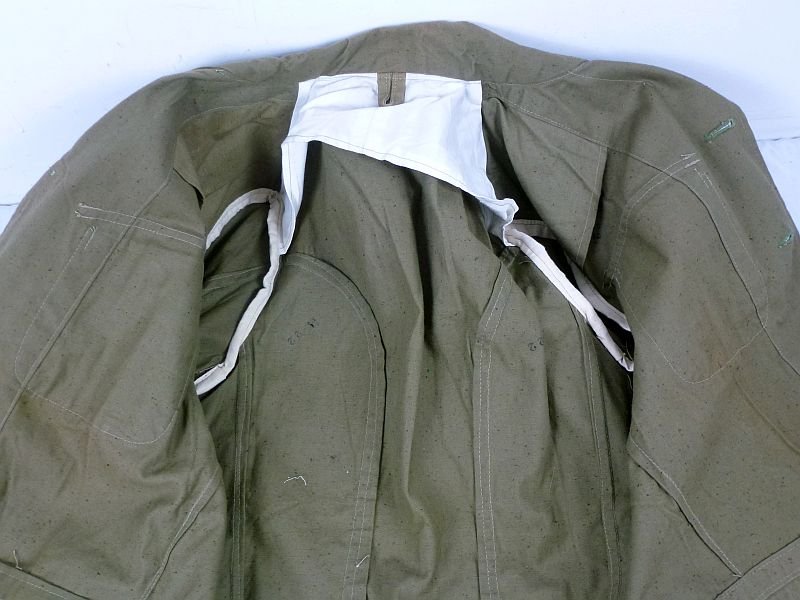 Near Mint Unissued WWII Japanese Navy EM/NCO Four Pocket Tunic — image 5