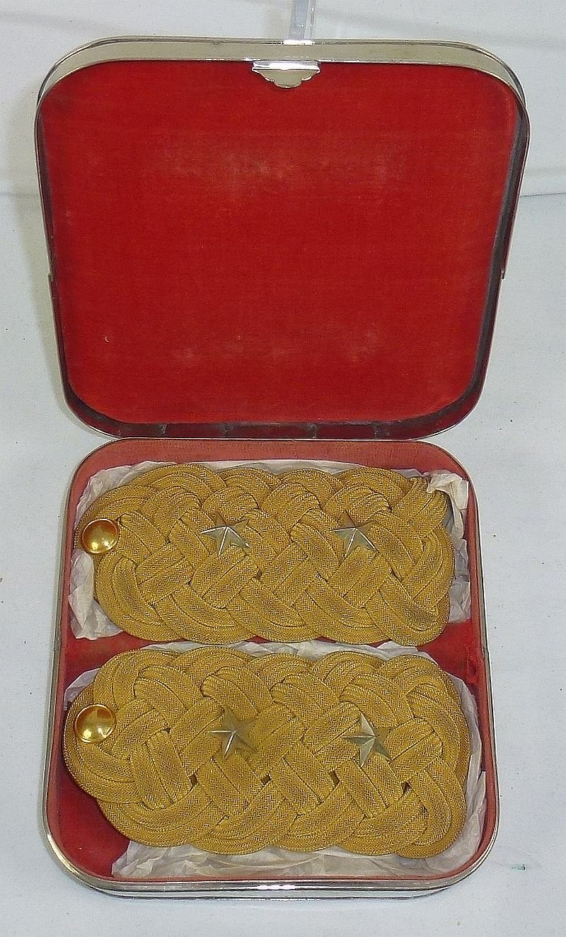 Named WWII Japanese Army Lieutenant General's Dress Uniform Tunic and Cap Set — image 24