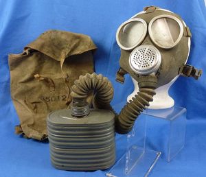 Rare WWII Japanese Navy Gas Mask in Carrying Bag