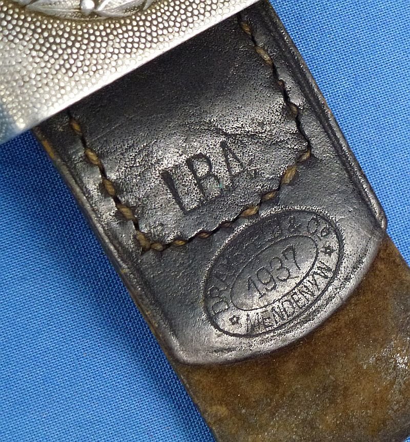 Luftwaffe EM/NCO Buckle on 1937 Dated Leather Tab — image 3