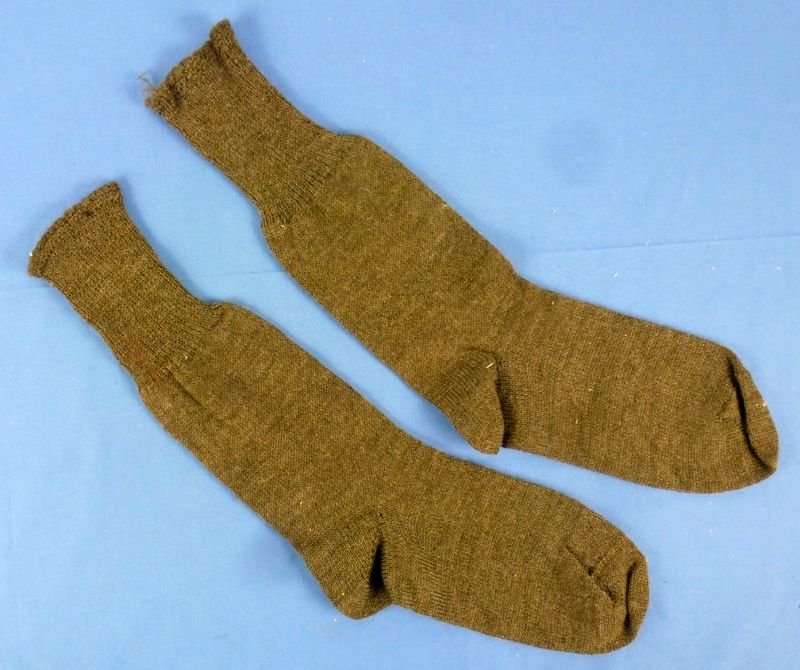WWII Japanese Military Issue Green Woolen Socks — image 2